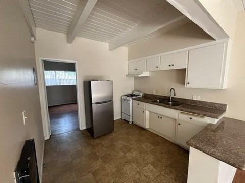 Floor plan for 1 bed, 1 bath, 980 sqft